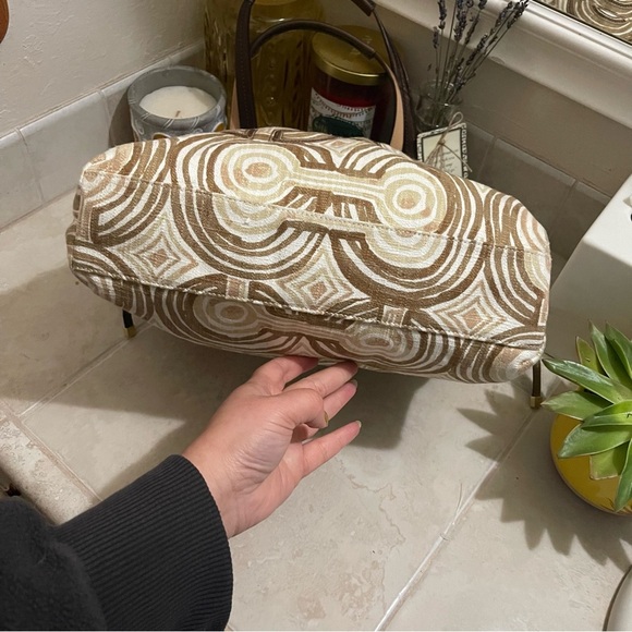 COACH - Audrey op art swirl in cream and brown cloth tote- 17044- EUC - Picture 6 of 10